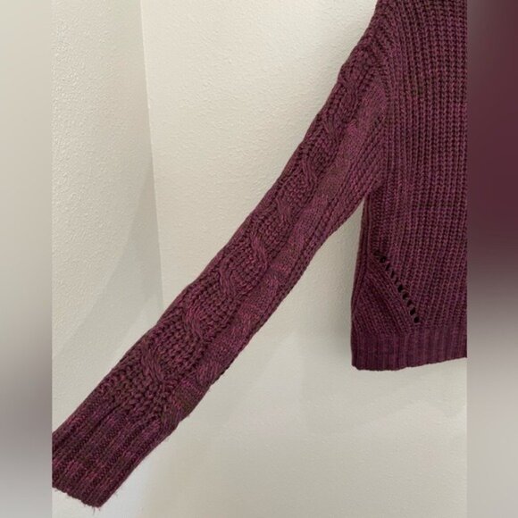 John + Jenn Burgundy Turtleneck Sweater Classic Chunky Chic Cable Knit Soft - Picture 3 of 6